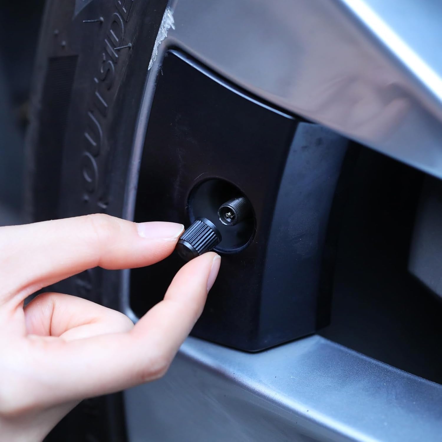 20 Pcs Tire Valve Stem Caps Car Tire Caps Plastic Universal Black Valve Stem Covers for Bike Bicycle Cars SUV Trucks Motorcycles (Black)
